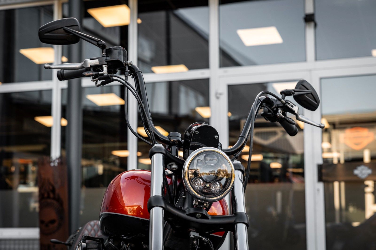 Fahrzeugabbildung Harley-Davidson FXS Softail Blackline - Jekill&Hyde-Custom Umbau