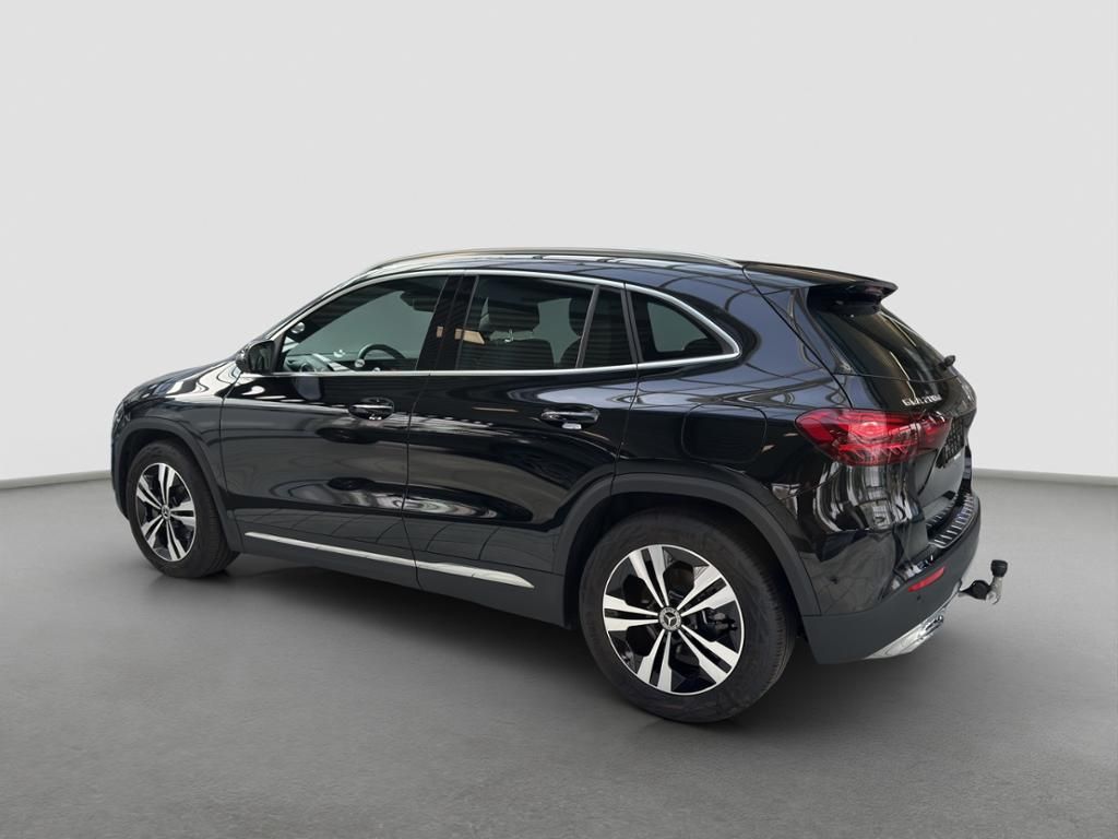 Fahrzeugabbildung Mercedes-Benz GLA 200 d LED*ParkAss*SpurH*el.Heck*PDC*RFK*AHK