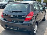 Hyundai i20  HU NEU/BREMSEN + SERVICE  NEU/KLIMA/ EURO 5 - Hyundai i20 aus 2011