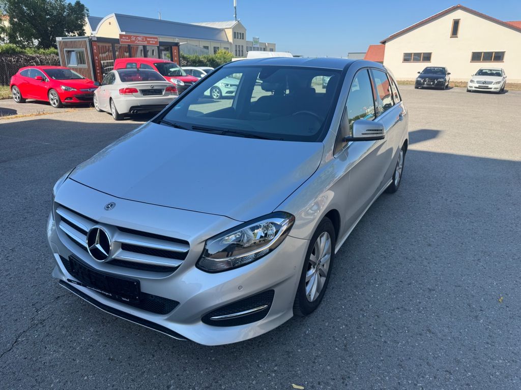 Image of Mercedes-Benz B 180