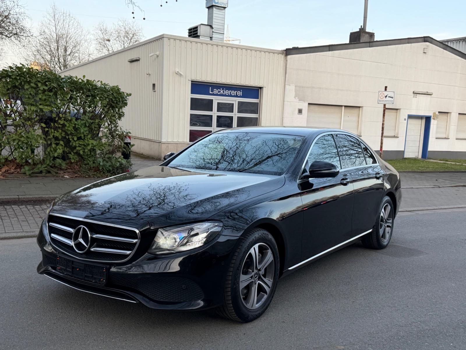 Mercedes-Benz E 200 Autom.*AVANTGARDE*KAMERA*175-TKM*