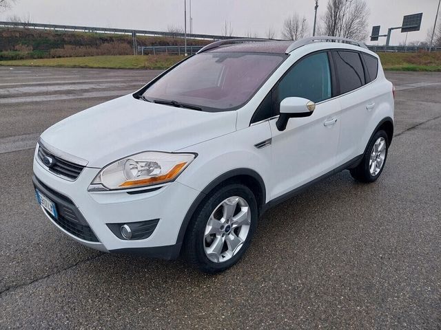 Ford Kuga 2.0 TDCi 136 CV 4WD Titanium DPF