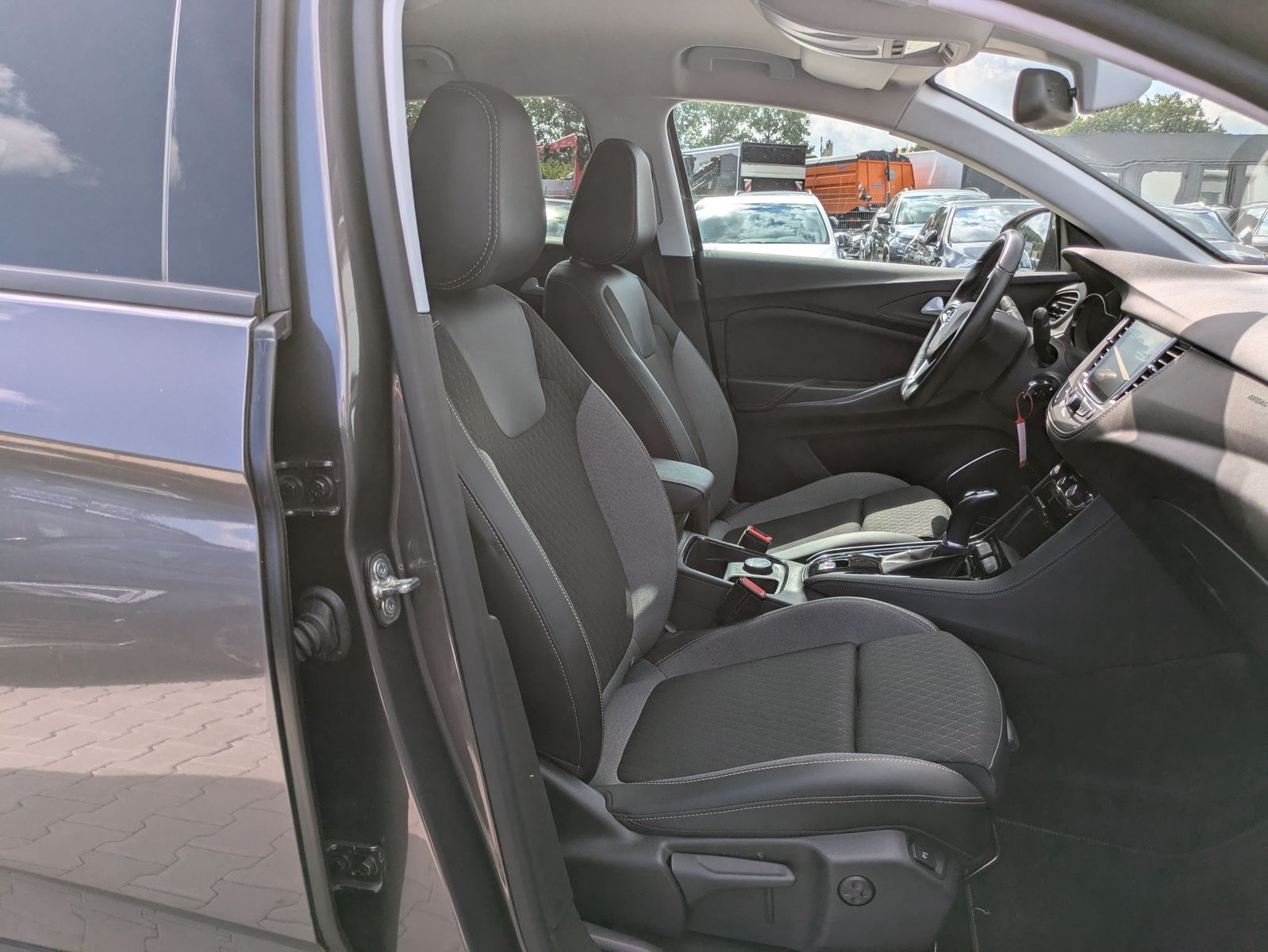 Fahrzeugabbildung Opel Grandland X 1.2 Opel 2020 LED*TEMP*KAMERA*18"APP