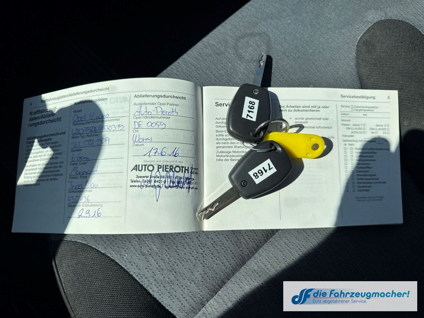 Fahrzeugabbildung Opel Vivaro B Kasten Combi L1H1 2,7t *7168 *EXPORT