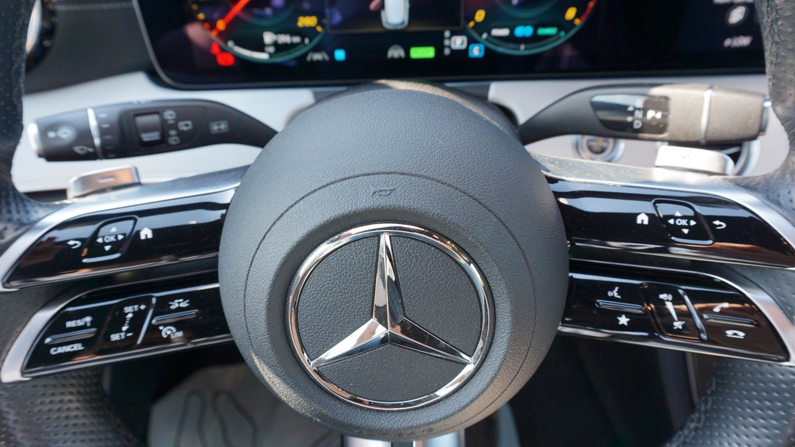 Fahrzeugabbildung Mercedes-Benz E 450 E T-Modell E 450 4Matic, AMG Line, Kamera