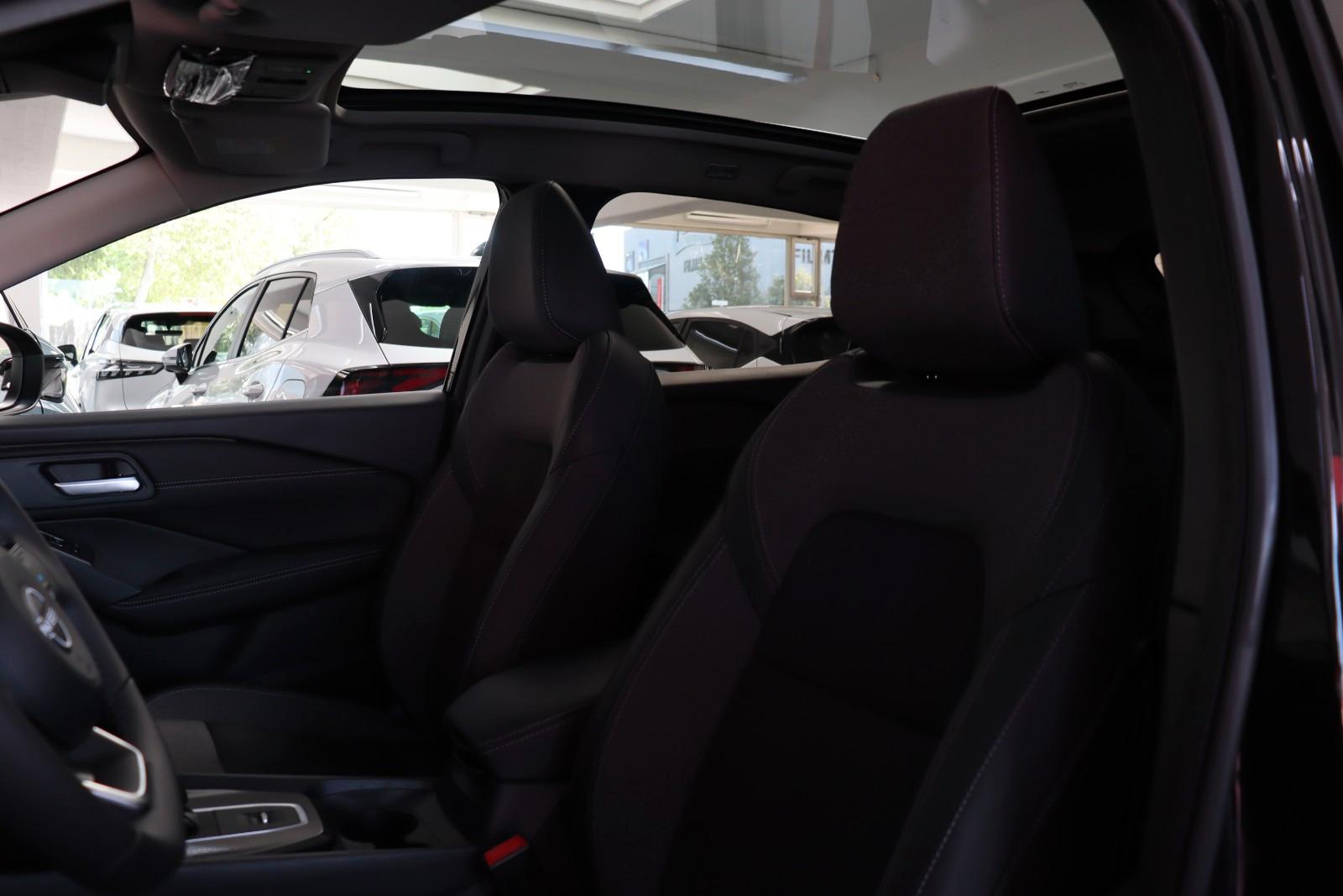 Nissan Qashqai 1.3 AT N-Connecta Navi,Pano,eHeck SOFORT, миниатюра 13