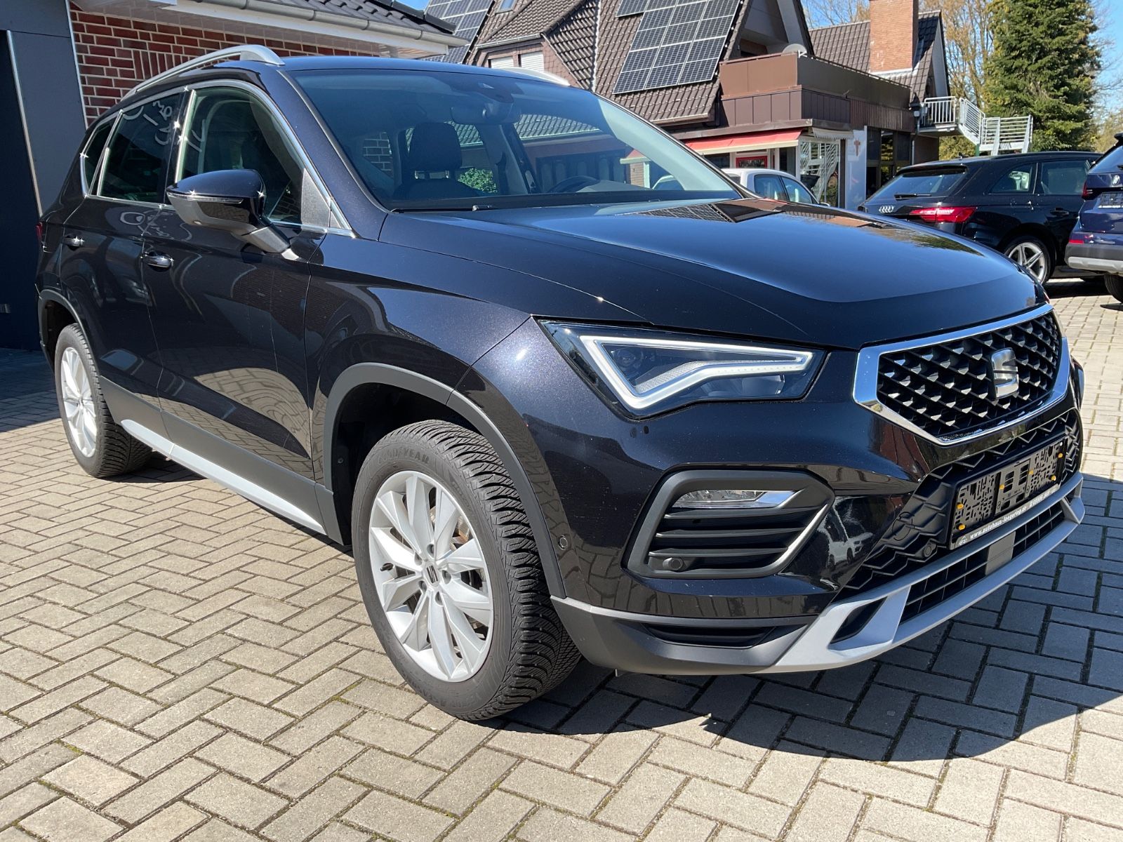 Fahrzeugabbildung SEAT Ateca 1.5 TSI Xperience DSG,LED,Kamera,Navi