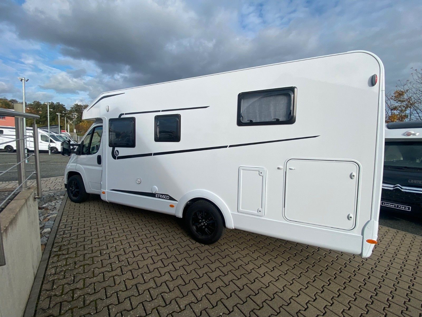 Fahrzeugabbildung Etrusco T 6.9 SB *140PS*Nebel*Alu*Design*Komfort*Cortona