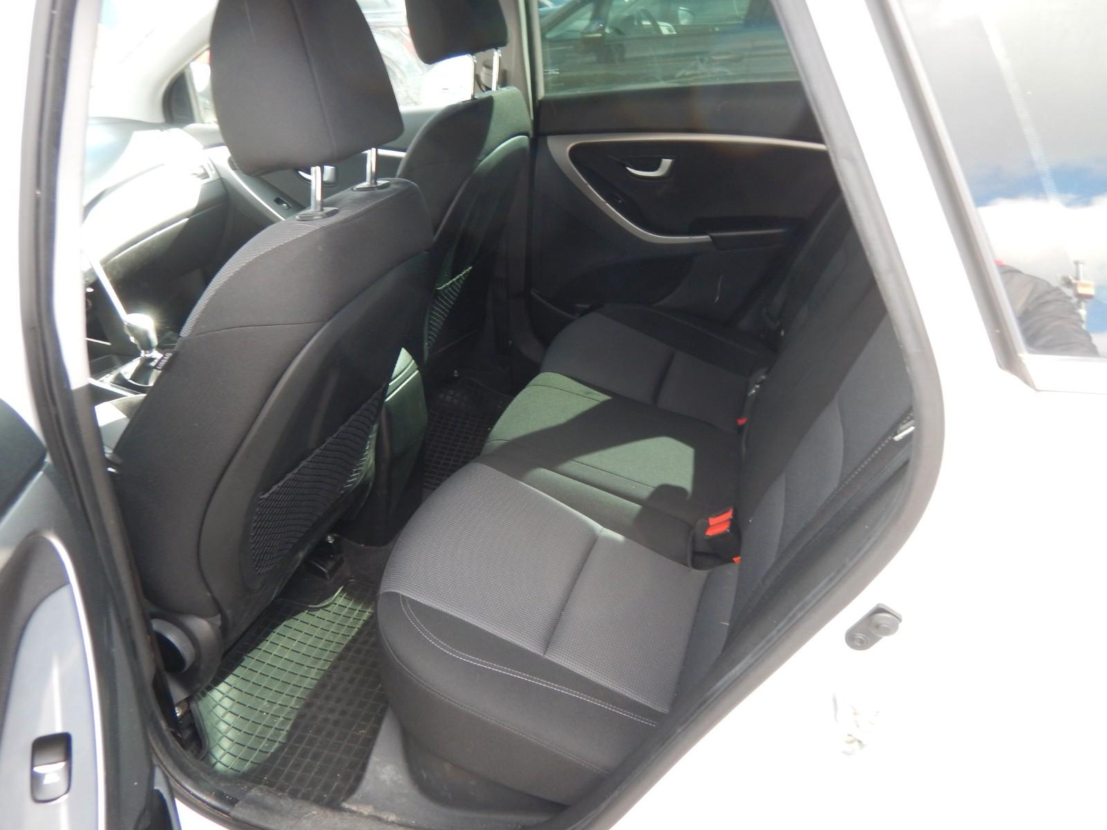 Hyundai i30 2015 — photo 7