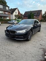 BMW 730d xDrive - *H&K* *AHK*Laser*Massage*Voll - BMW 730 aus 2017