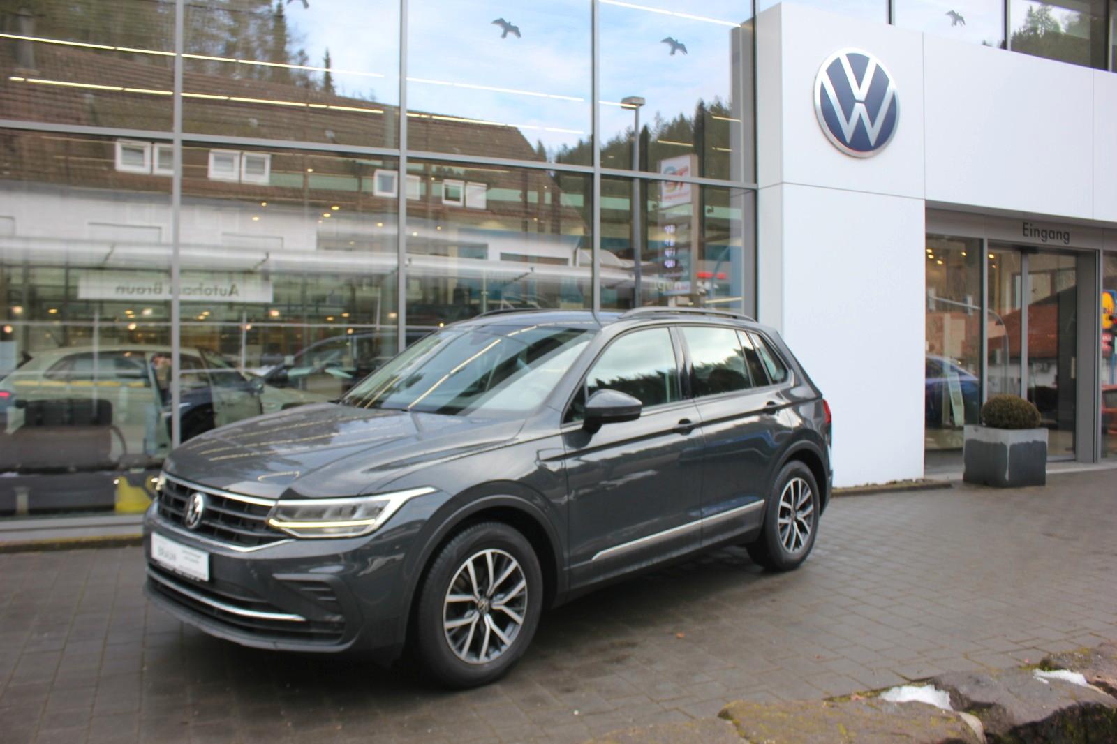 Volkswagen Tiguan Life 1.5 TSI AHK,LED,SHZ,PDC,ACC