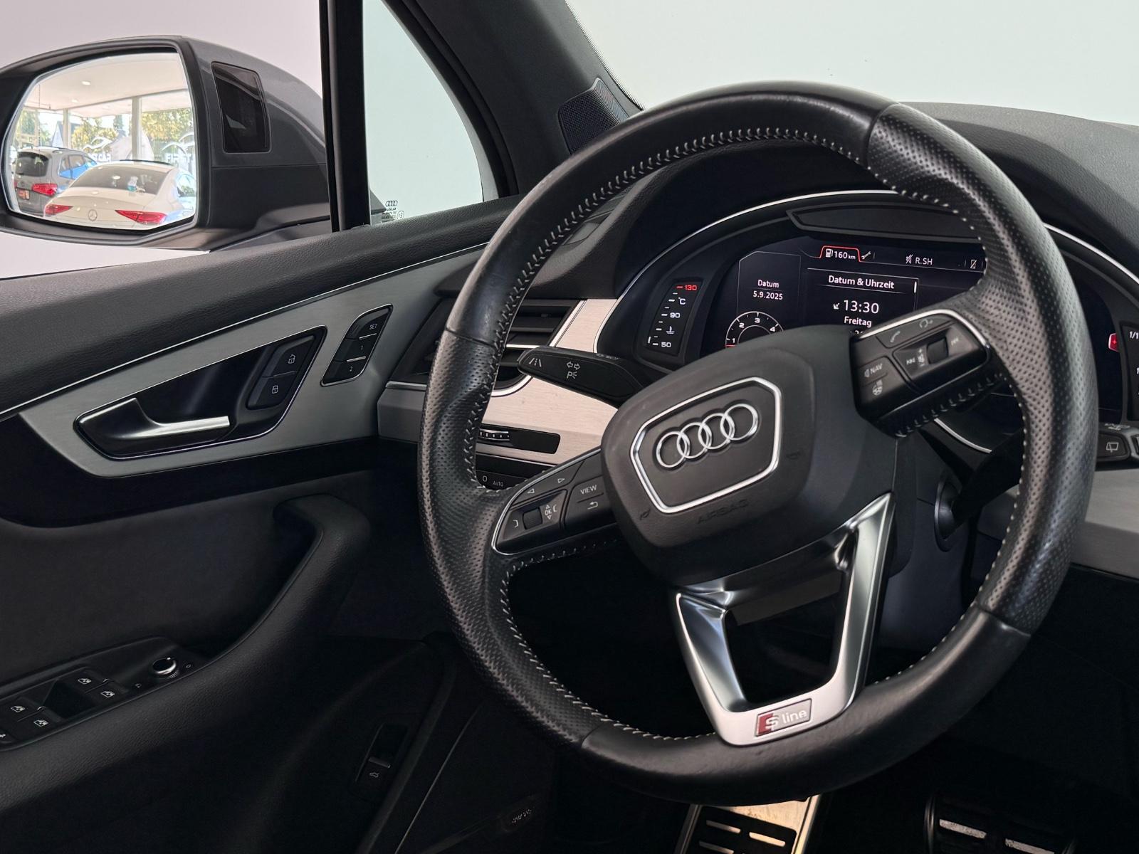 Audi Q7 3.0 TDI Quattro S-Line 7-Sitzer|PANO|1-HAND|