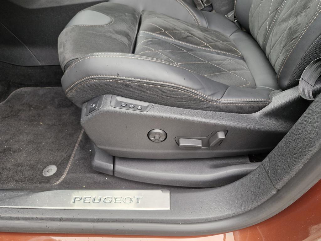 Peugeot 3008 GT BlueHDI FAP 180 EAT6