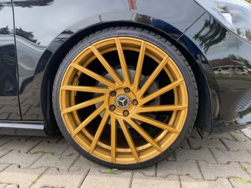 Fahrzeugabbildung Mercedes-Benz CLA 200*Navi*Bluetooth*Tempomat*Klima*