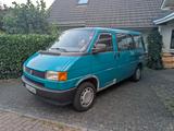 Volkswagen T4 Caravelle 2.5 Standard, selbstgebauten Bett