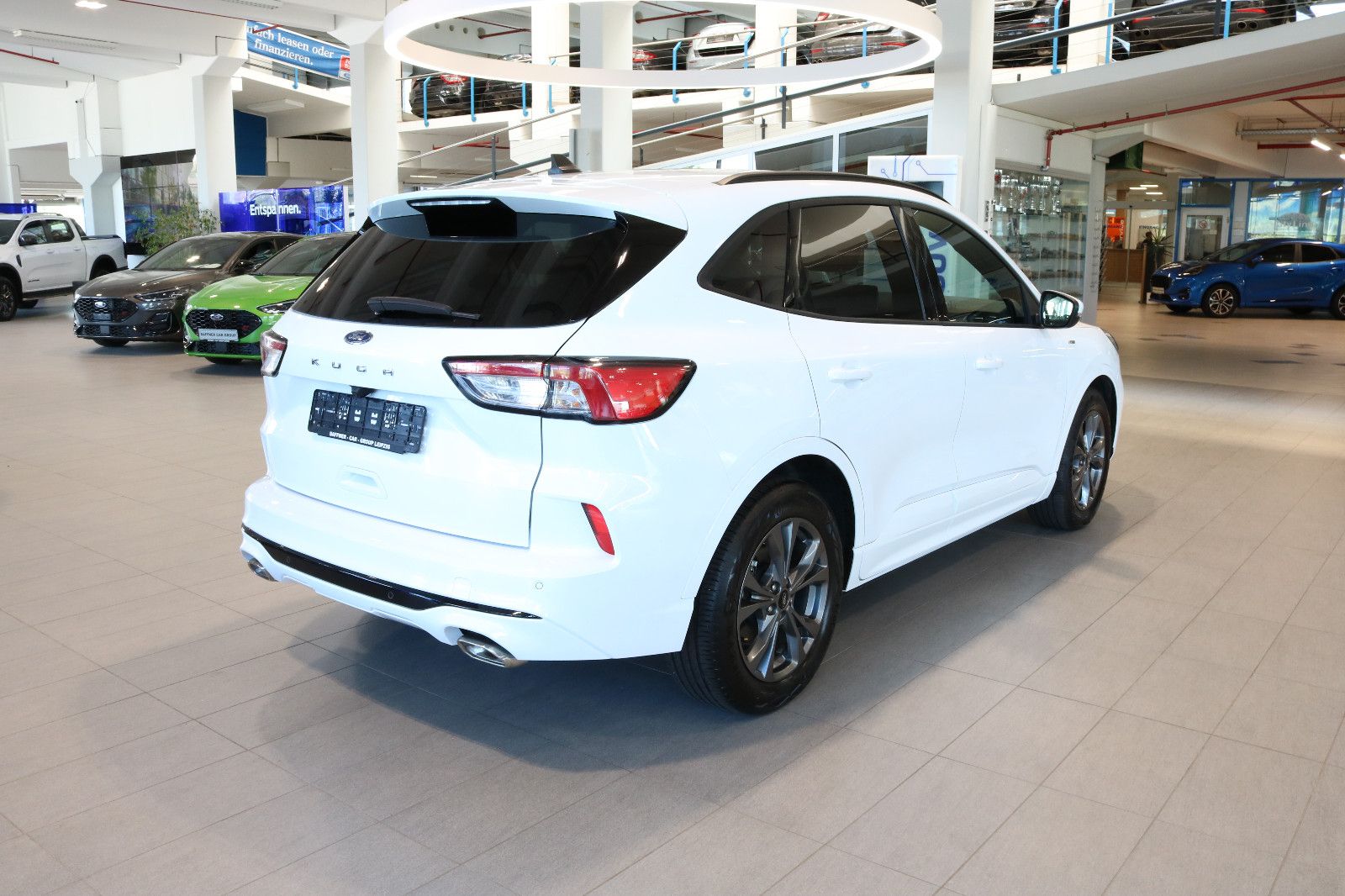 Fahrzeugabbildung Ford Kuga ST-Line 1,5 110 KW 150 PS   Winterpaket 2