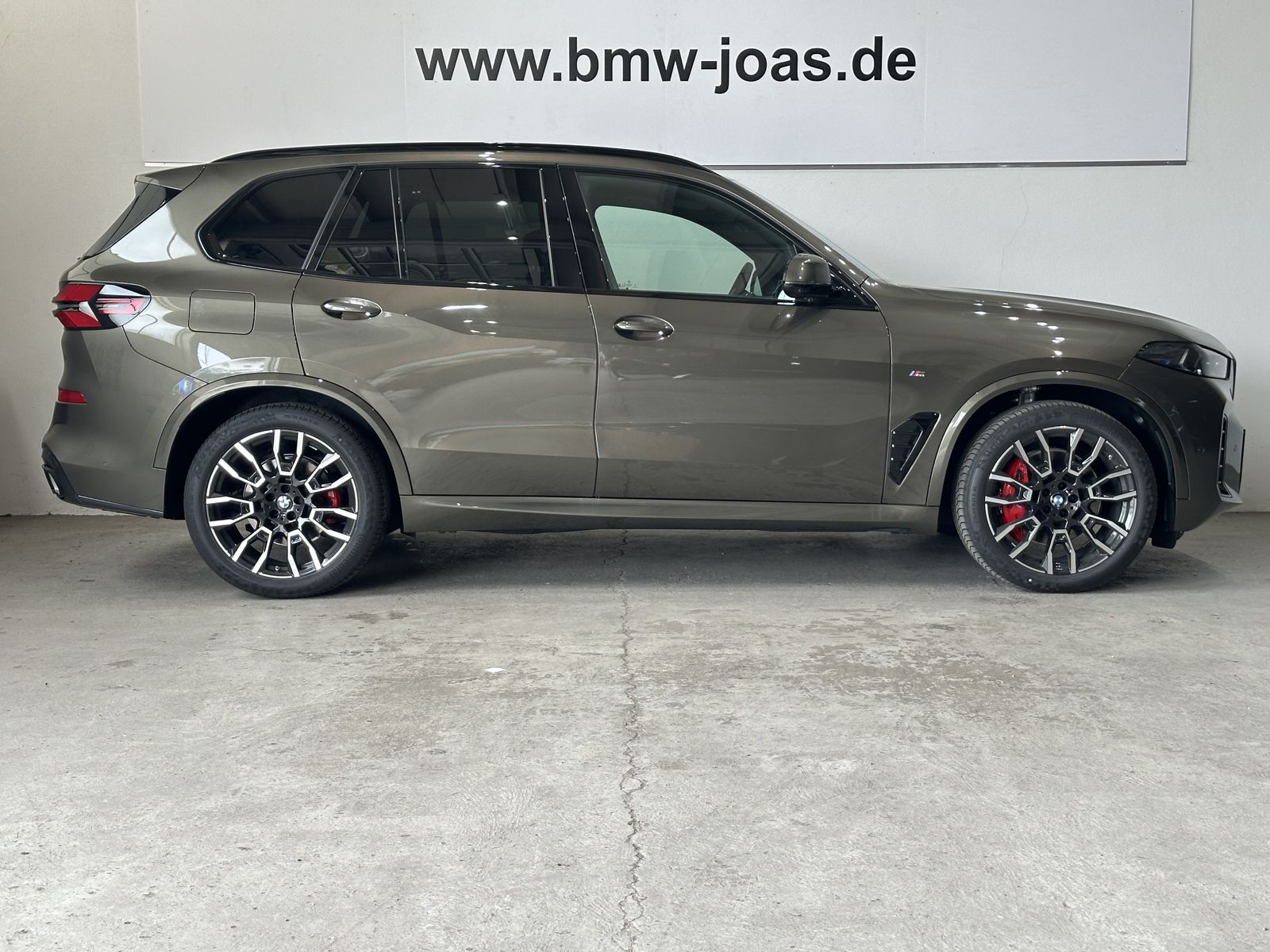 Fahrzeugabbildung BMW X5 xDrive30d Komfortpaket, Innovationspaket, Tra