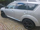 Peugeot SUV Peugeot 4007 - Peugeot 4007 mit Diesel-Antrieb