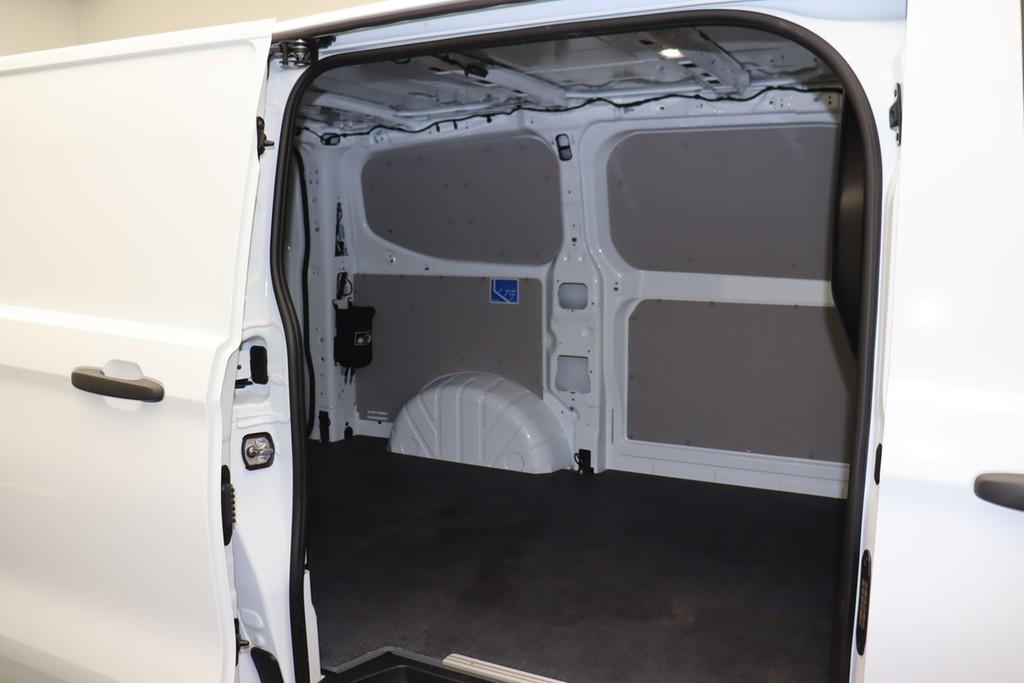 Volkswagen T7 Kasten 2.0 TDI Dig.Cockpit LED AHK
