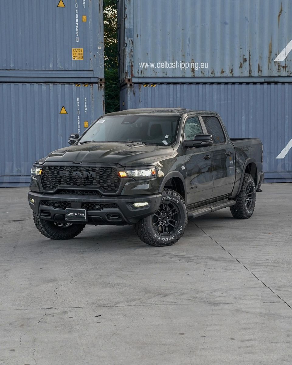 Dodge 2026 5.7L V8 HEMI! RAM 1500 Rebel €84000