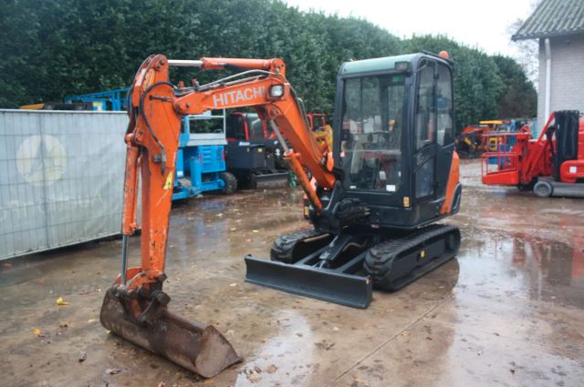 Hitachi ZX27-3 2014 graafmachine minigraver