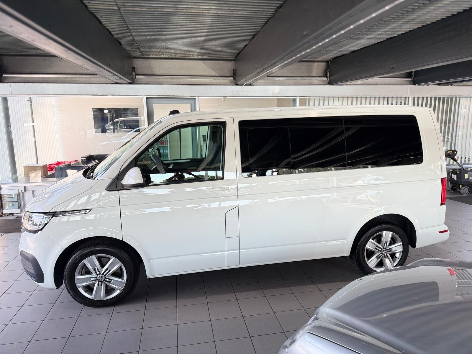 Volkswagen T6.1 Multivan 4MO. 2.0TDI DSG 7-SITZER KAM AHK