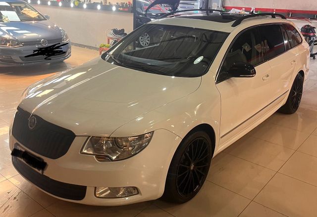 Skoda Superb 3.6 4x4 Kombi