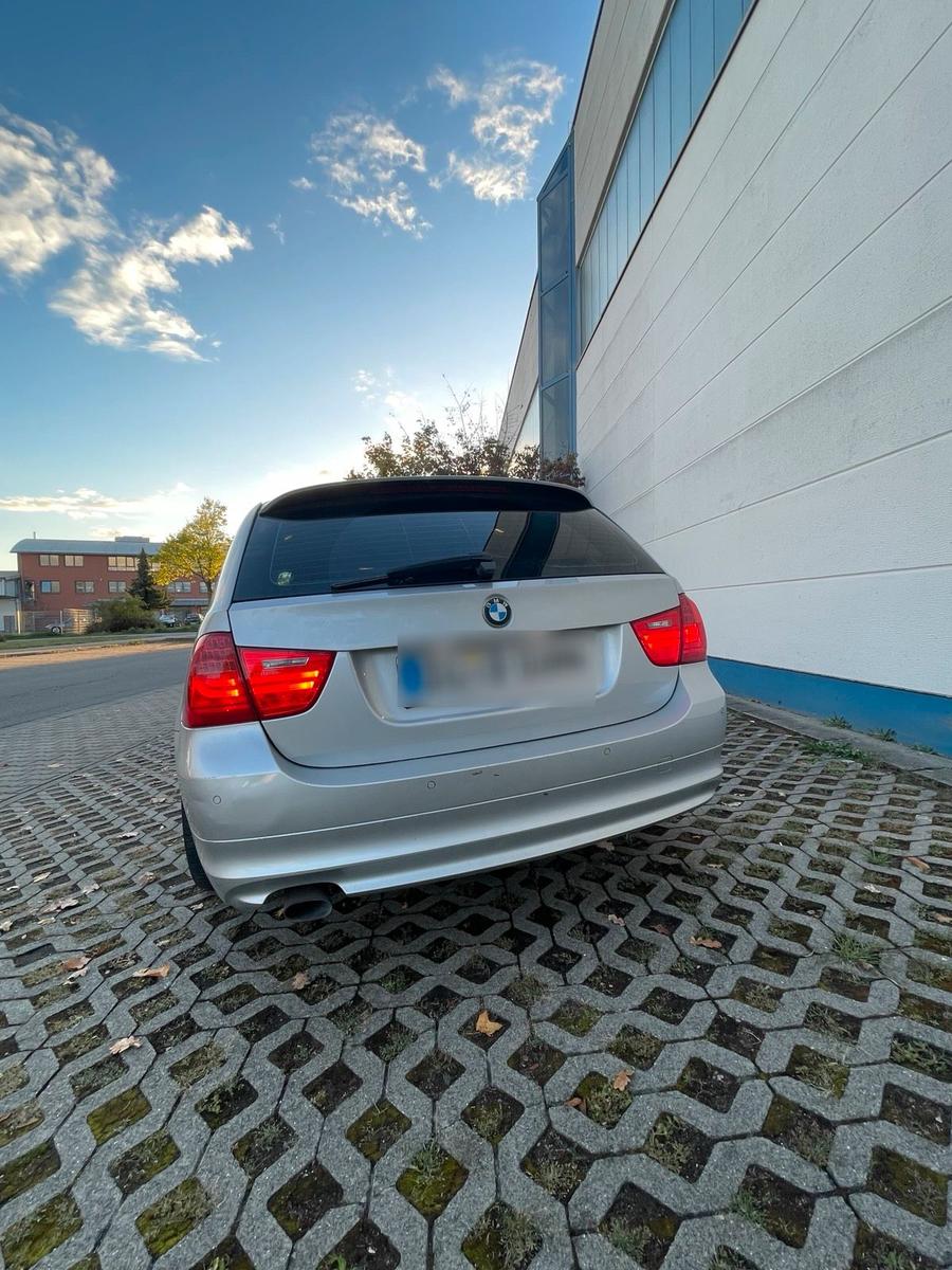 BMW 114 2011 — photo 15
