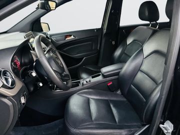 Mercedes B 180 - 6