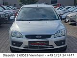 Ford Focus Lim. Ghia|Sitzheiz|PDC|Klima|Tempomat - Ford Focus aus 2006: Ghia