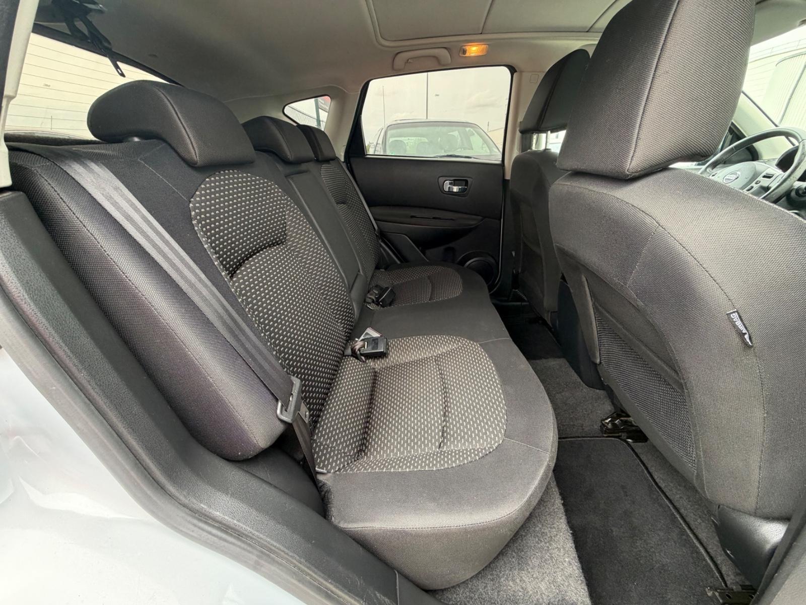 Nissan Qashqai+2 2008 — photo 21