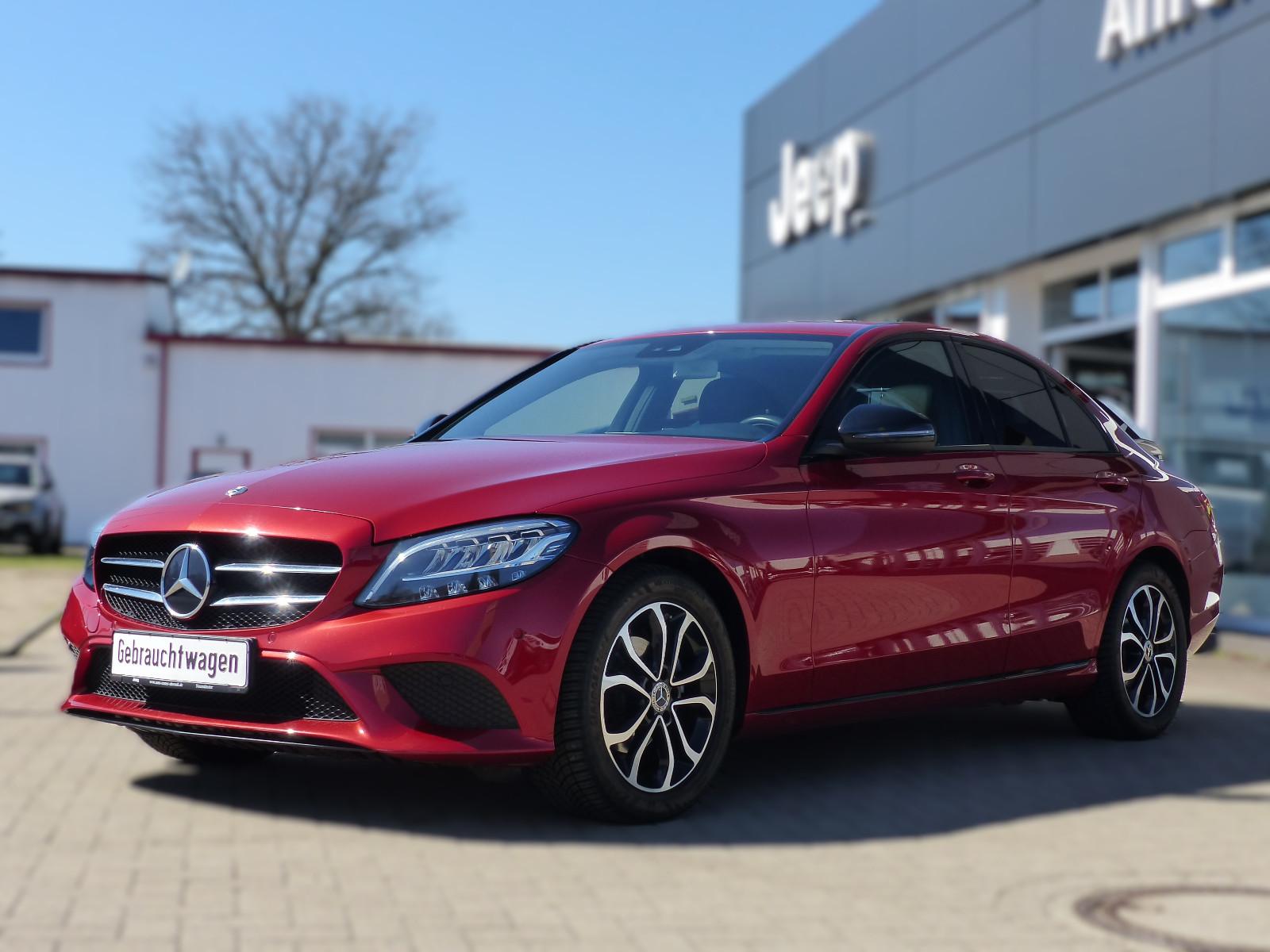 Mercedes-Benz C 180 Limousine LED Navi Winterpaket