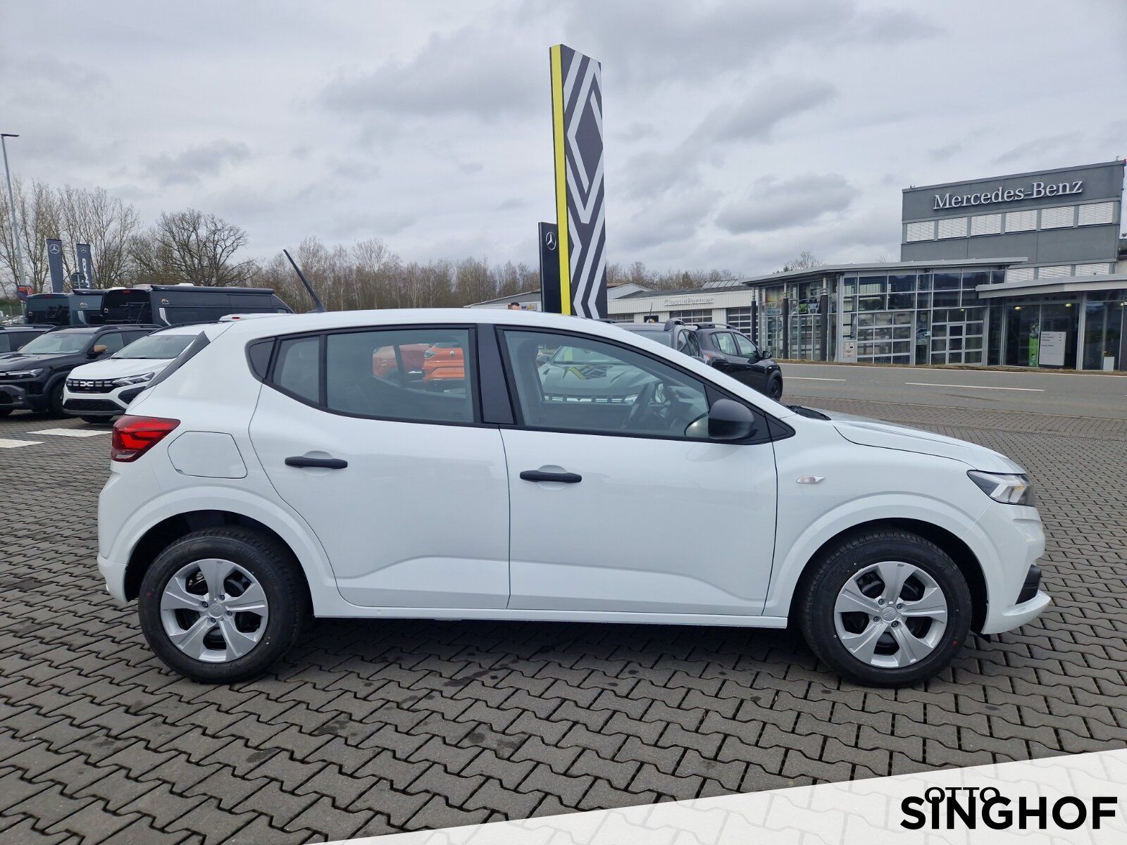 Fahrzeugabbildung Dacia Sandero Essential TCe 90