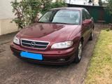 Opel Omega -Garagenfahrzeug -Seniorenfahrz... - scheckheftgepflegte Opel Omega