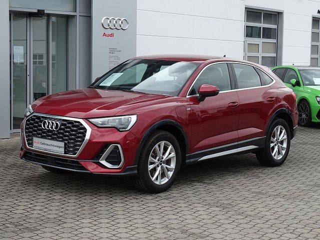 Q3 Sportback 45 TFSI e S line / AHZV