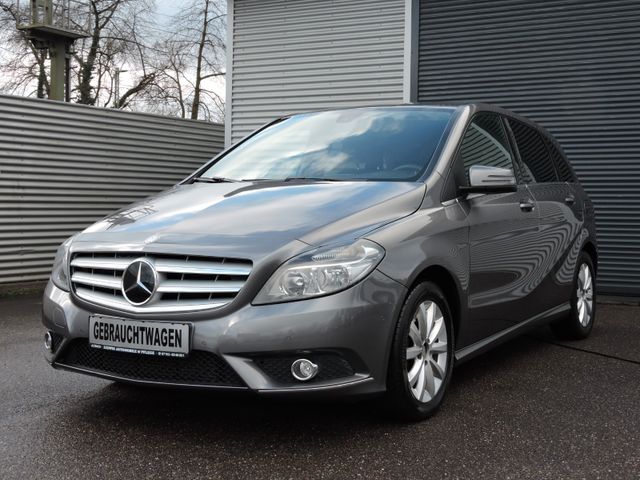 Mercedes-Benz B 200 CDI ST BE 7GTronic PDC Navi Sitzhzg HUneu