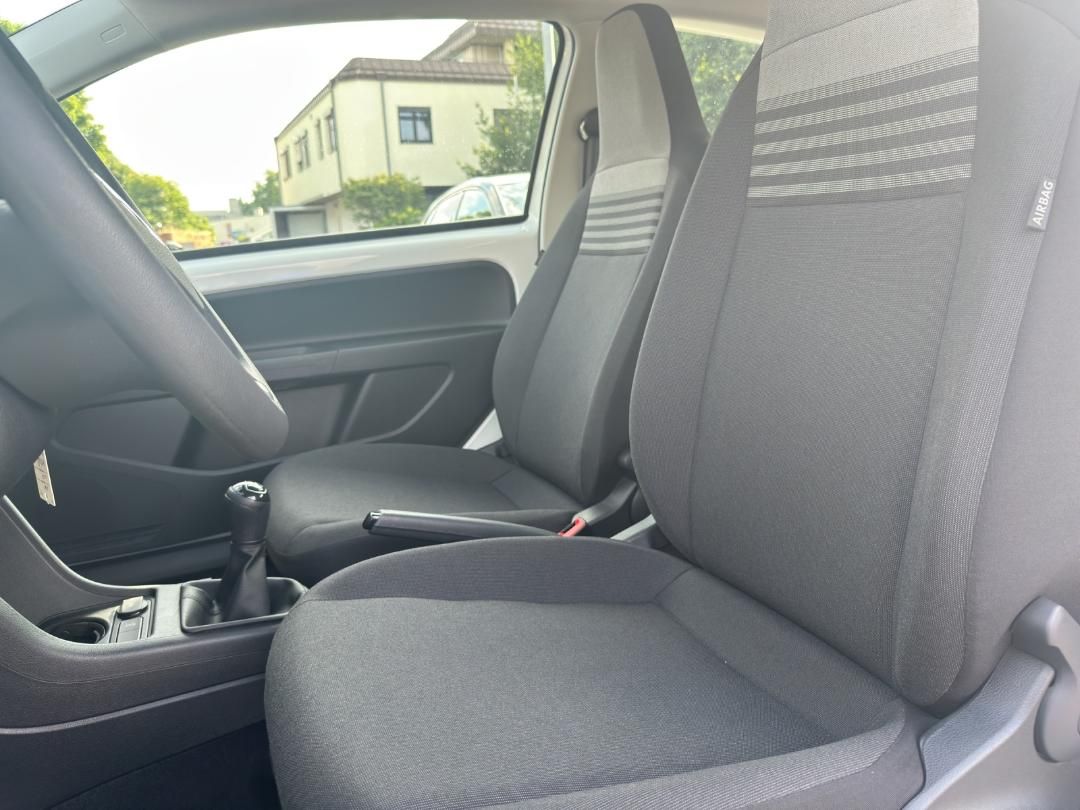 Fahrzeugabbildung Volkswagen up! 1.0 MPI,48KW, MFK, Klima, We Connect Go, LED