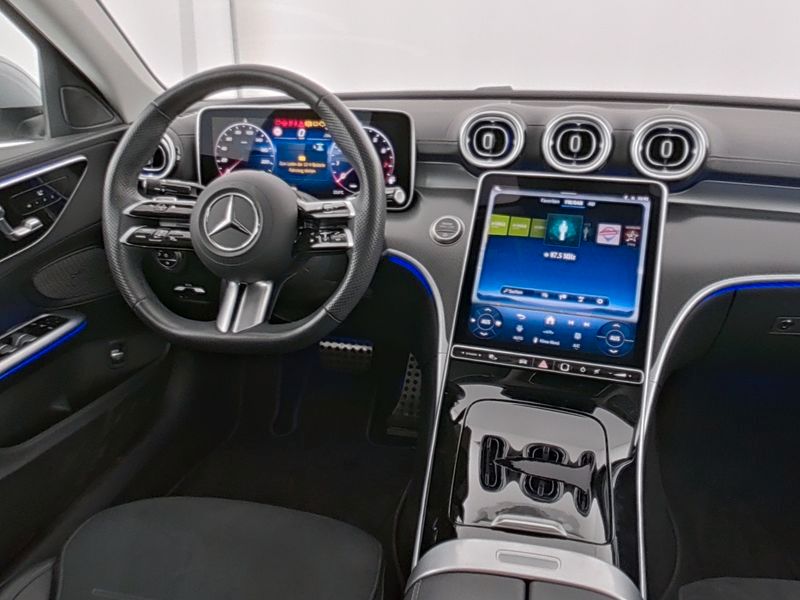 Fahrzeugabbildung Mercedes-Benz C 180 AMG Memory+Totw+Kam+Ambi+WinterPak