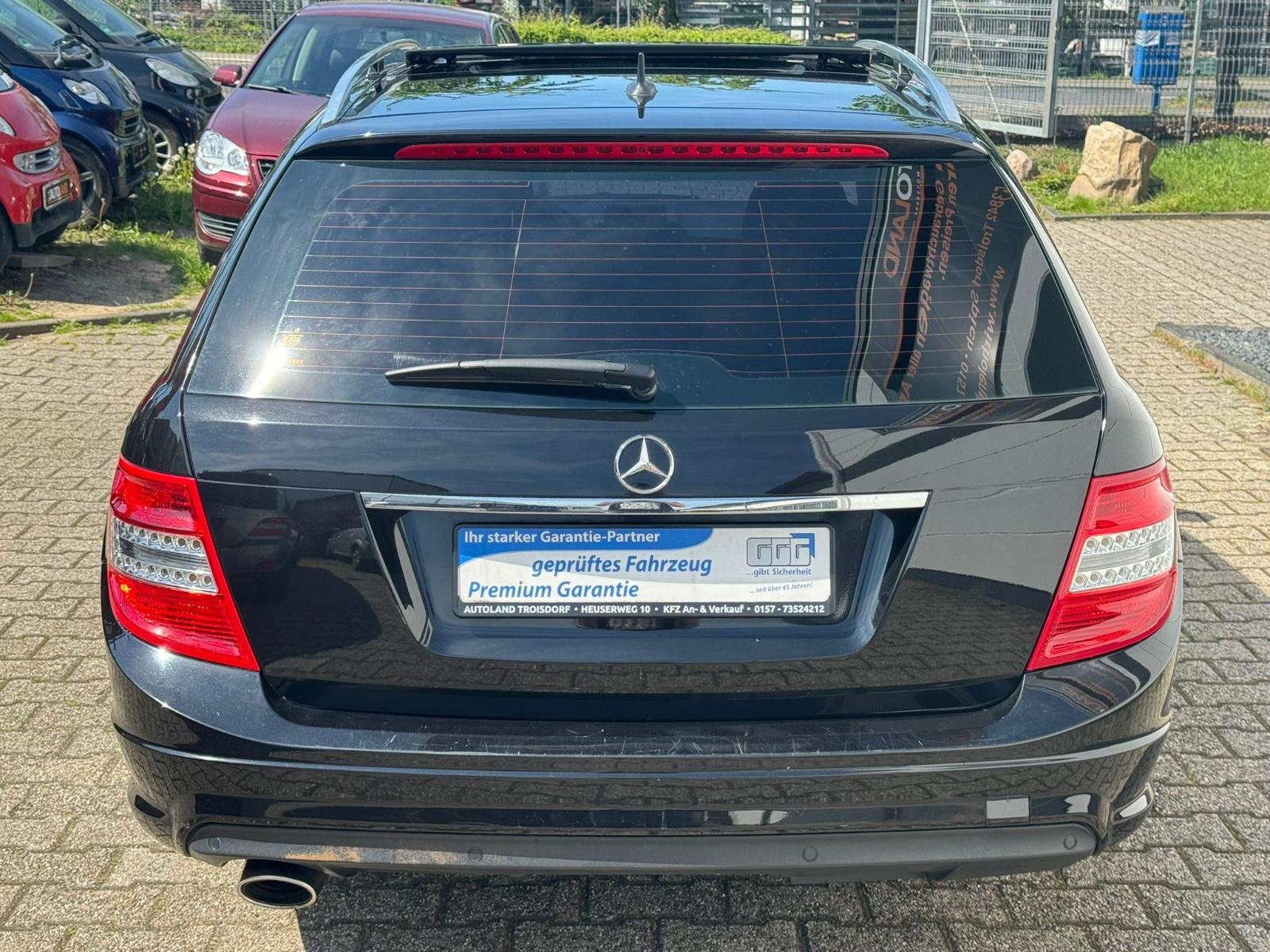 Mercedes-Benz C250 2010 — photo 8