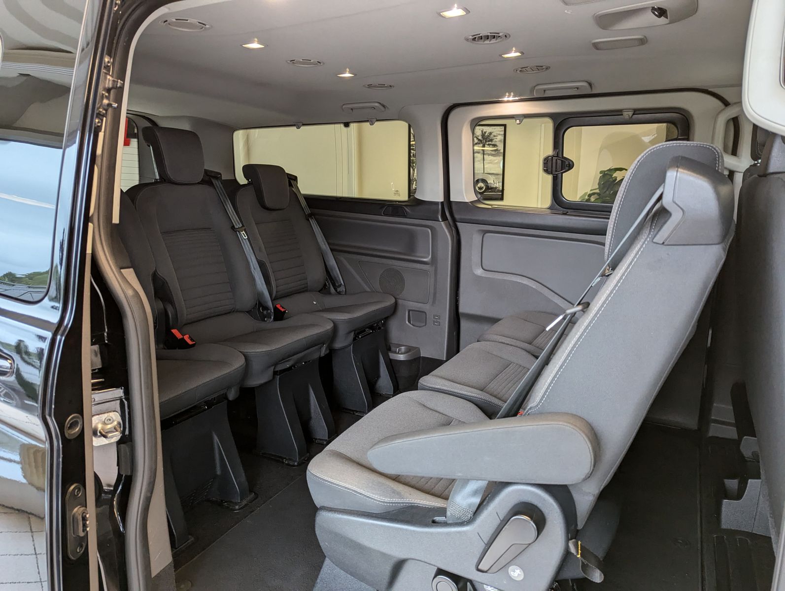 FORD Tourneo Custom 320 L2 Titan. 9-Sitze ACC Cam AHK - Image 18