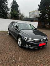 Volkswagen Passat Variant 2.0 TDI R-Line SCR 176kW DSG 4MOT - VW Passat Variant von privat
