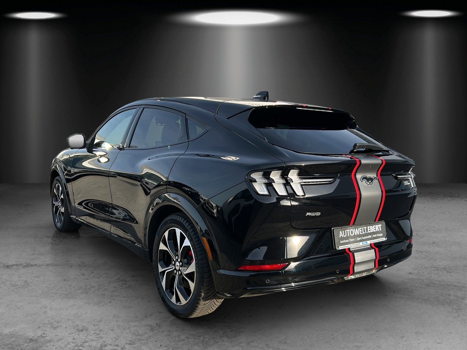 Fahrzeugabbildung Ford Mustang MACH-E AWD Aut./Matrix-LED/ACC/360°/PANO