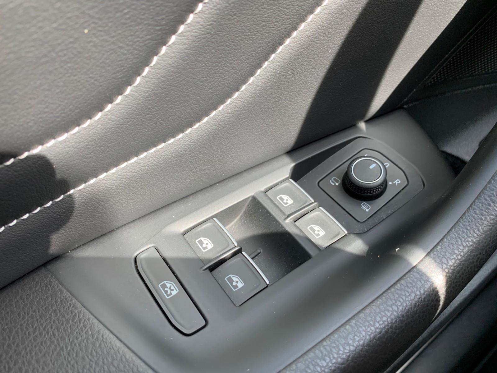 Volkswagen Passat 1.5TSI Lim. Elegance AHK+LED+Virtual+18LM, миниатюра 29