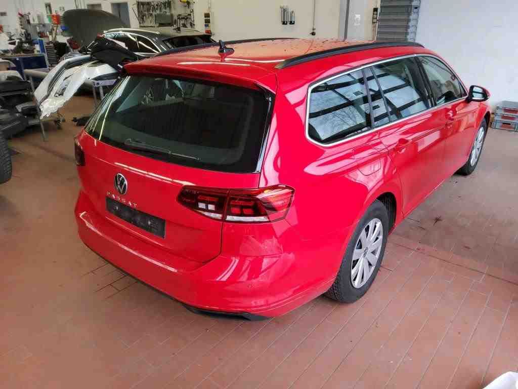 Volkswagen Passat Variant - Bild 3