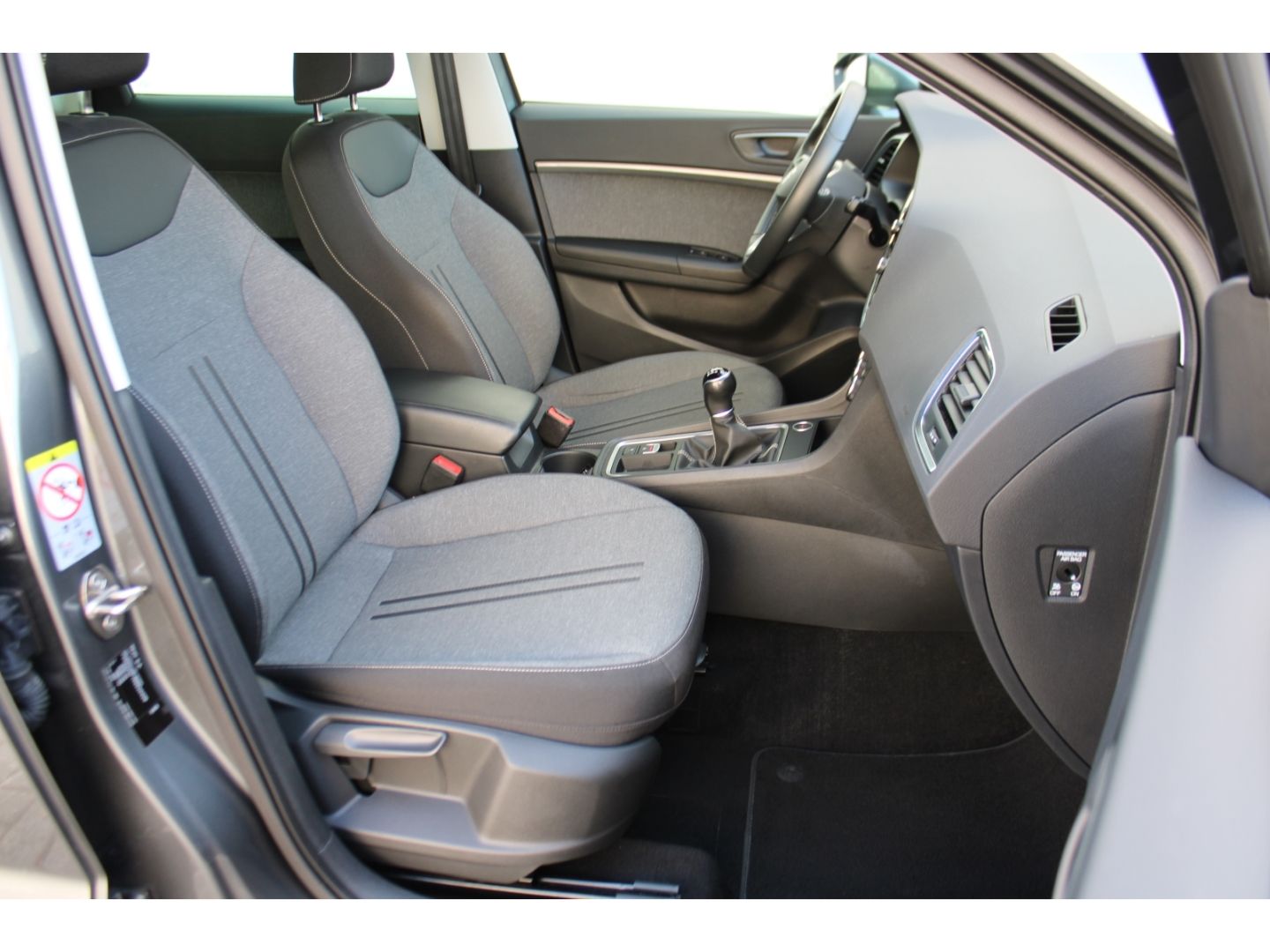 Fahrzeugabbildung SEAT Ateca 1.5 TSi Style LED GRA PDC RFK Full Link AH