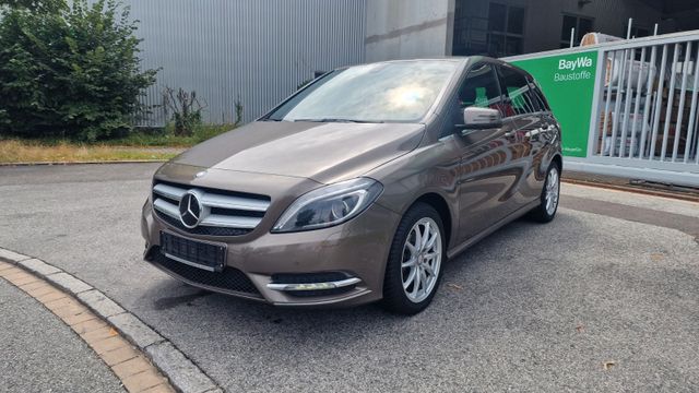 Mercedes-Benz B 180 CDI*Bi XENON*SHZ*TEMPOMAT*