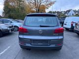 Volkswagen Tiguan Track & Field 4Motion - Volkswagen Tiguan: Track Field