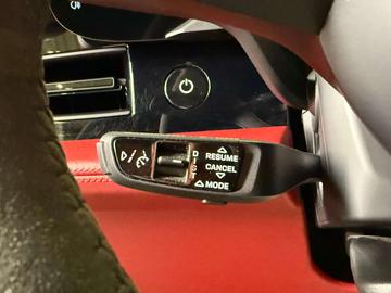 2020 Porsche TAYCAN 缩略图 14