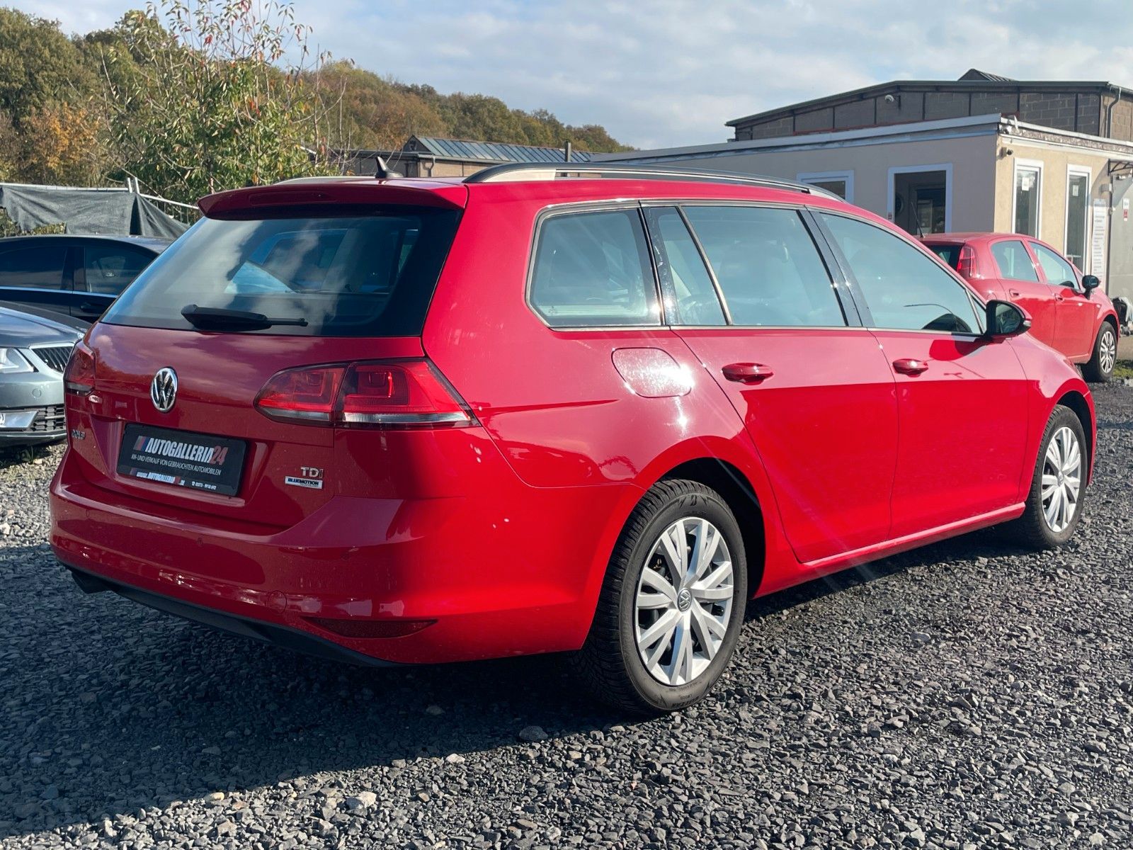 Fahrzeugabbildung Volkswagen Golf VII 1.6 TDI Trendline BMT Navi Tempomat PDC