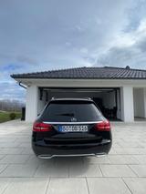 Mercedes-Benz 220 - Mercedes-Benz 220 mit Diesel-Antrieb
